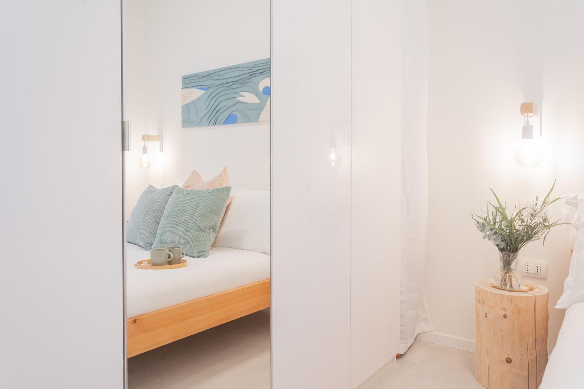 Enchanted Como Lake - City Apartment 2 By Rent All Como Bagian luar foto
